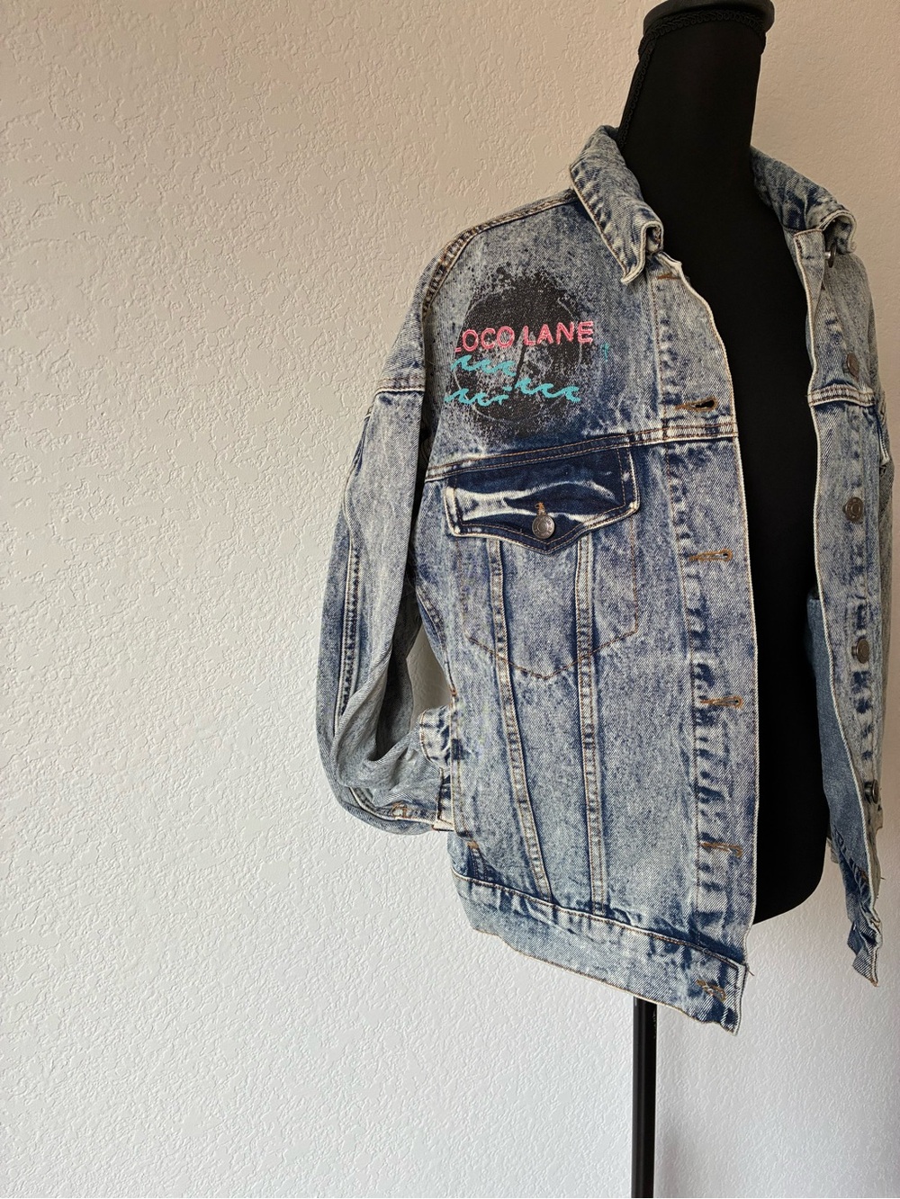 Hot Rod Painted Acid Wash Denim Trucker Jacket Rockabilly Punk LA Scene - Picture 3 of 5